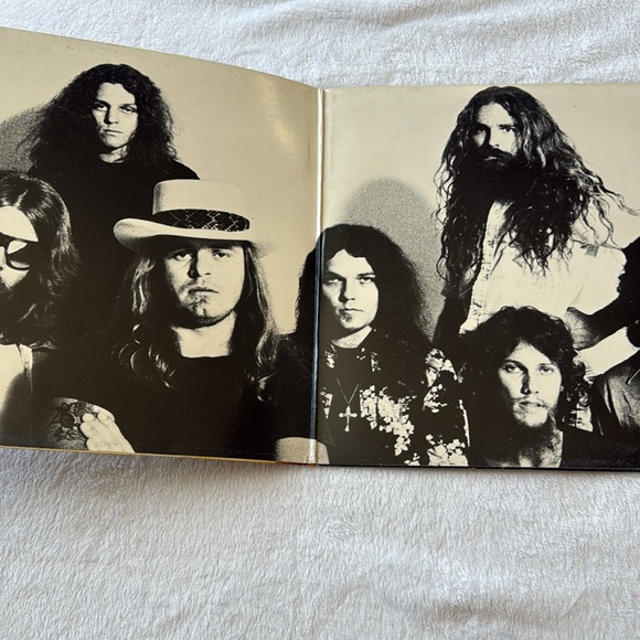 Lynyrd Skynyrd “street survivors” vinyl record - Picture 3 of 4